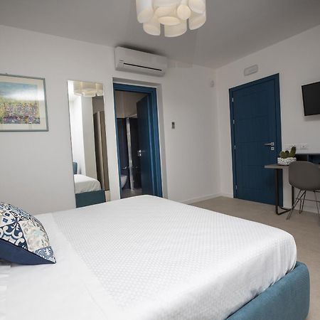 Kafara Resort- Villas And Pool By Lisca Bianca Rental Santa Flavia Phòng bức ảnh